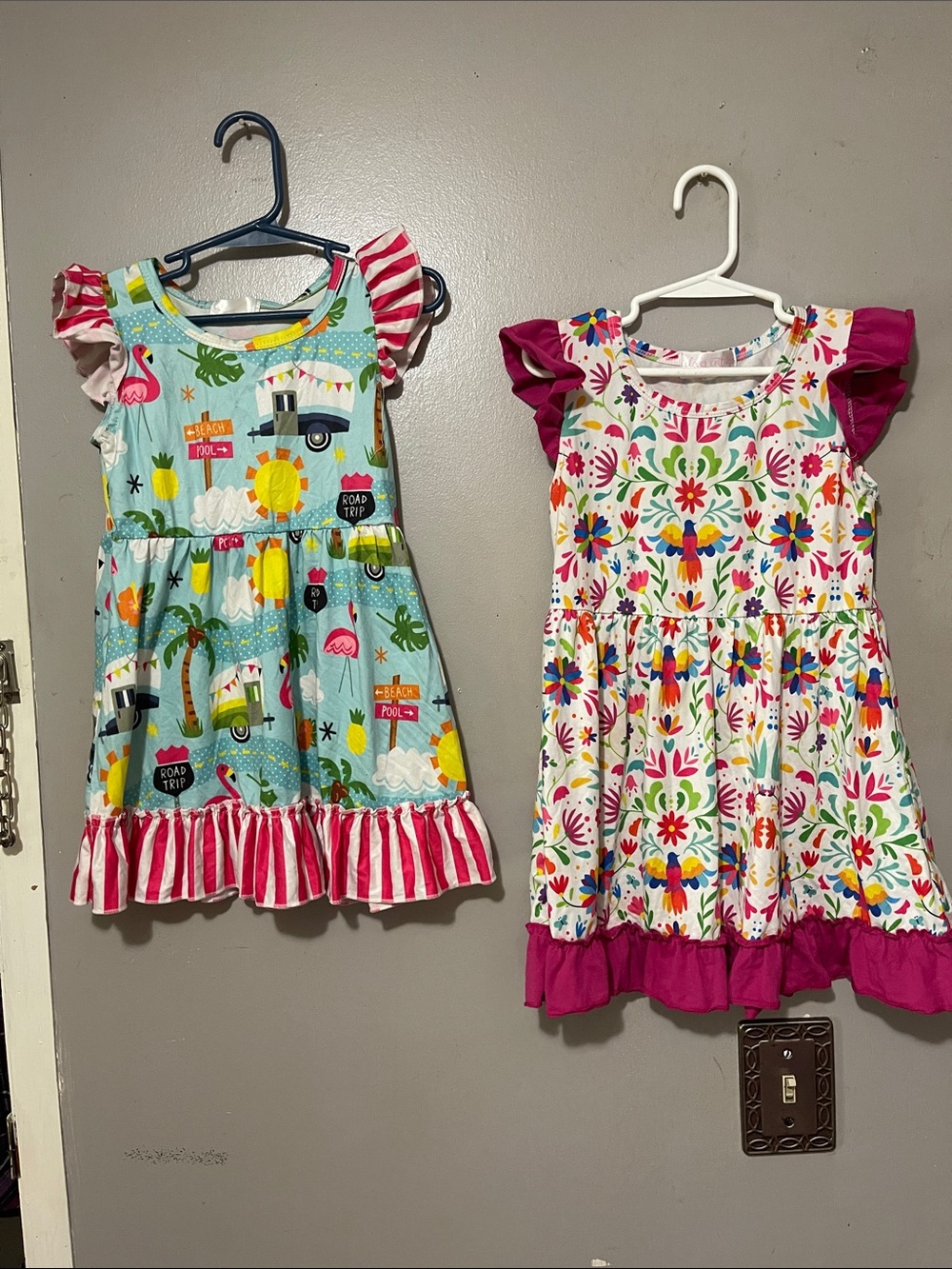 Girls' Playful Beach & Floral Ruffle Dress Set - White, Aqua & Pink